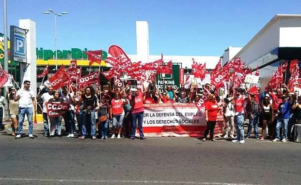 El sentencia considera probado que la empresa pretendía callar la actividad sindical de la trabajadora durante un conflicto laboral
