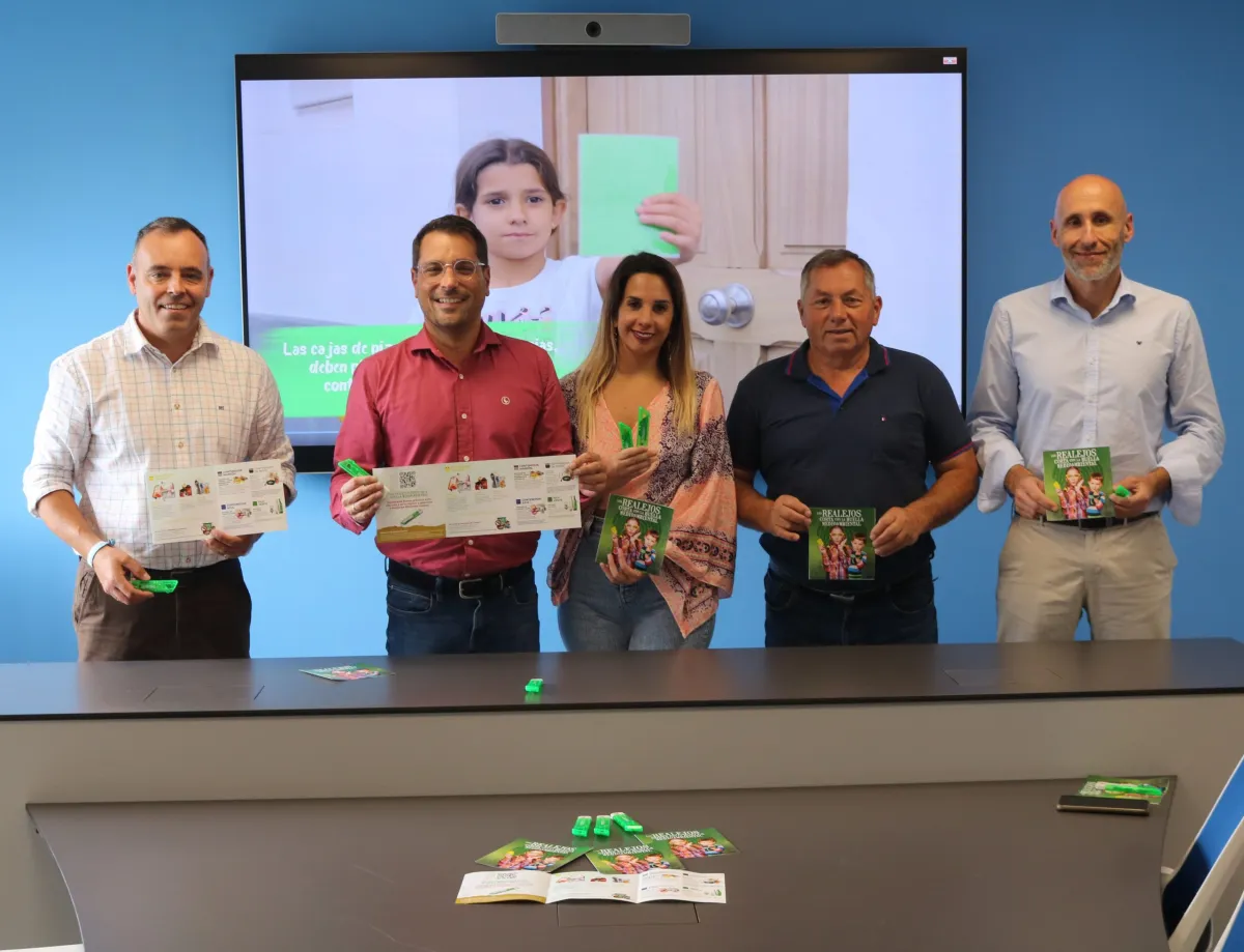 Presentacion-campana-reciclaje-Los-Realejos-corta-con-la-huella-medioambiental