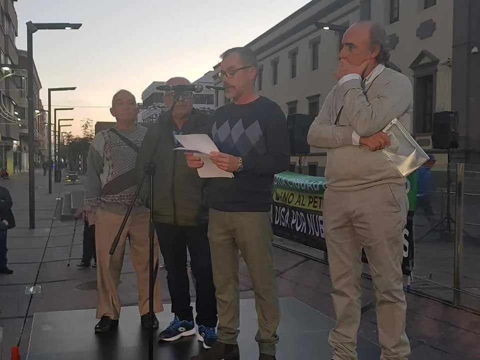 La Asociación de las 90 Viviendas convoca una concentración para reclamar la retirada definitiva del proyecto y la licencia de obra