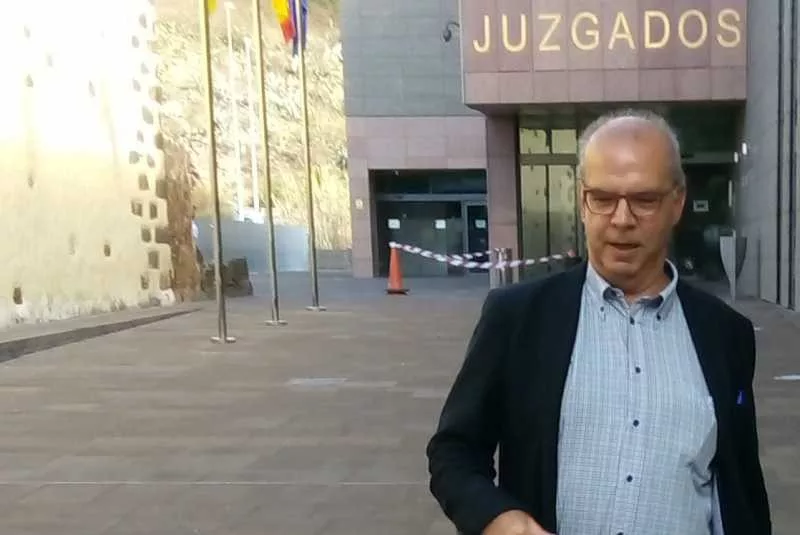 Un técnico testigo del 'caso Grúas' tambalea la defensa del presidente Clavijo e implica al actual alcalde