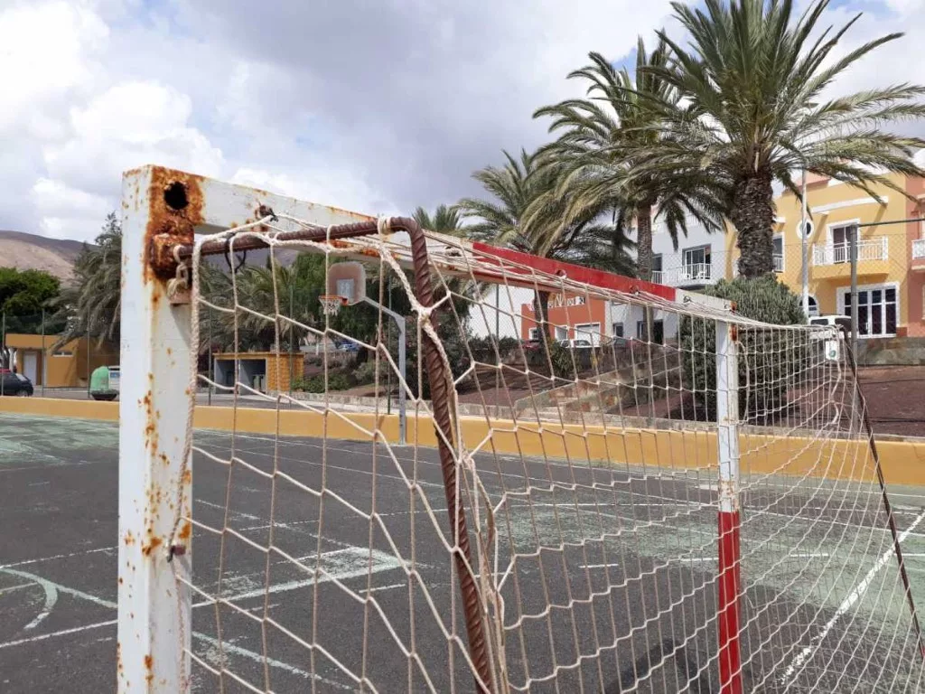 “Tuineje necesita responder urgentemente a lo básico