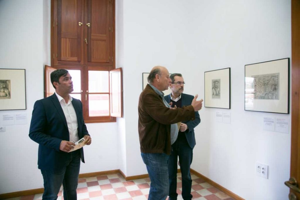 Recorrido histórico por la vida y obra de Lutero a través de setenta reproducciones de alta calidad de carteles
