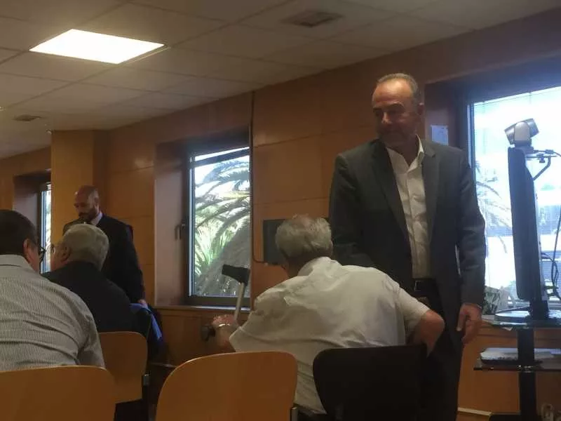 Cárcel para la trama que malversó casi 40 millones con la operación de Las Teresitas