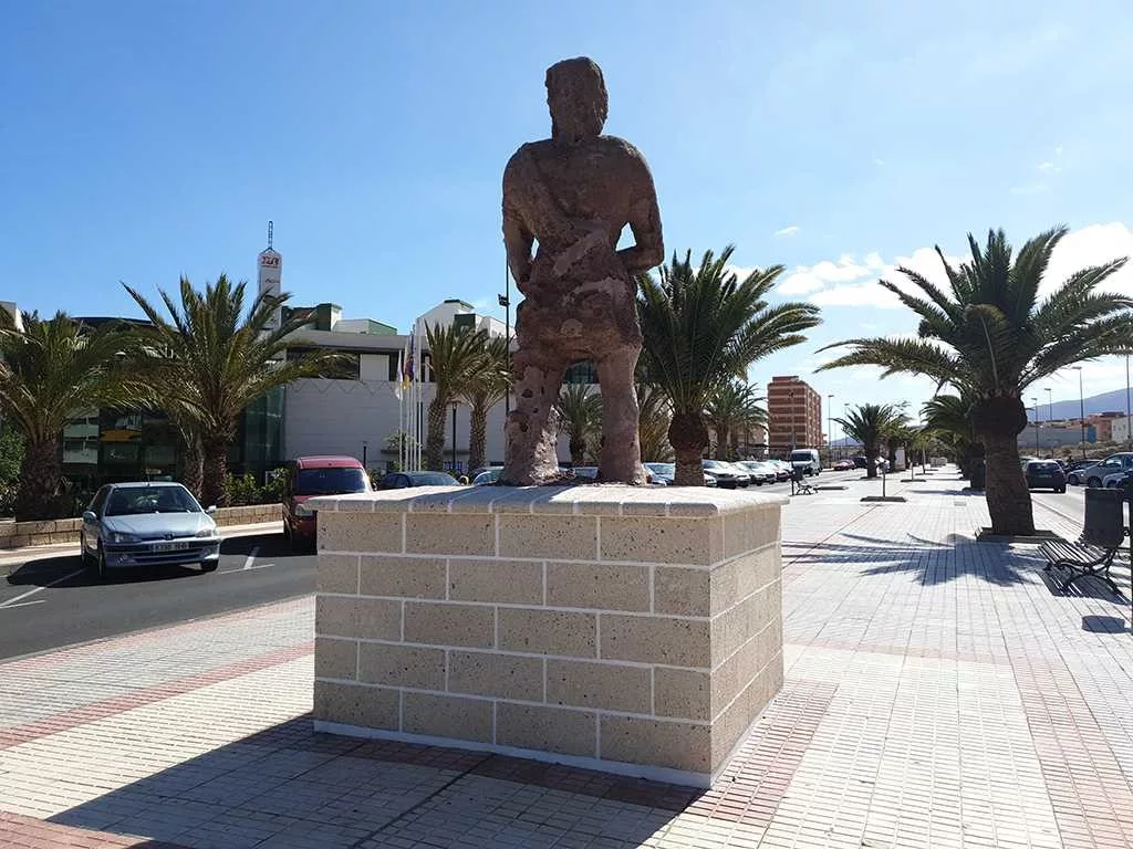 La macrooperación urbanística del constructor en Punta Larga (Candelaria)