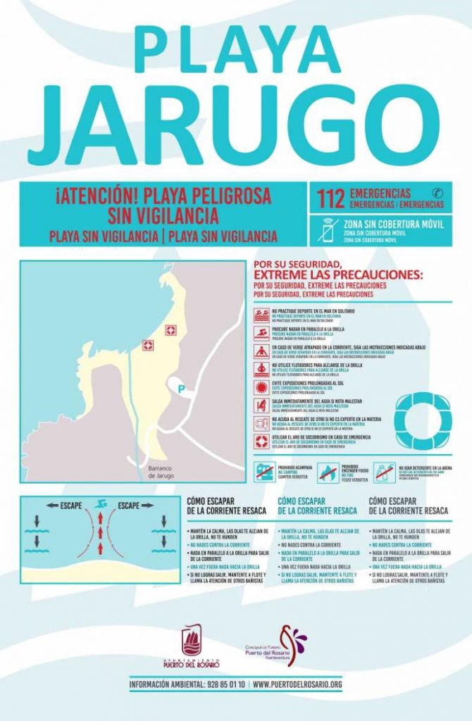 La Concejalía de Playas también ha habilitado distintas zonas de baño para perros perfectamente señalizadas