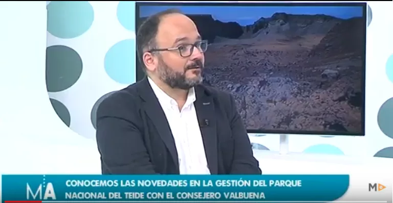 El consejero socialista del Cabildo dice que le gustaría que volvieran a su partido Santiago Pérez