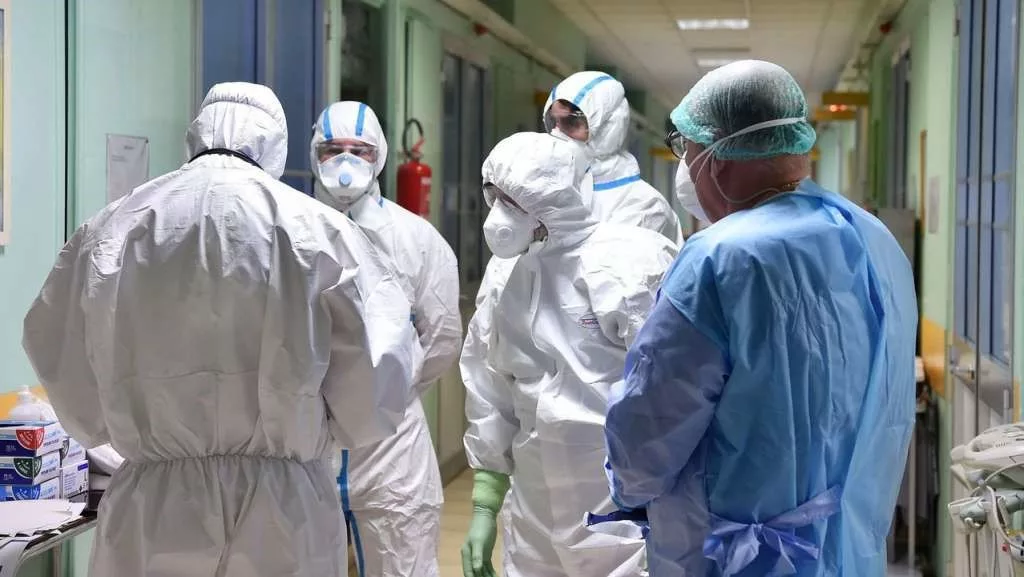 Los casos activos en las islas bajan a 329