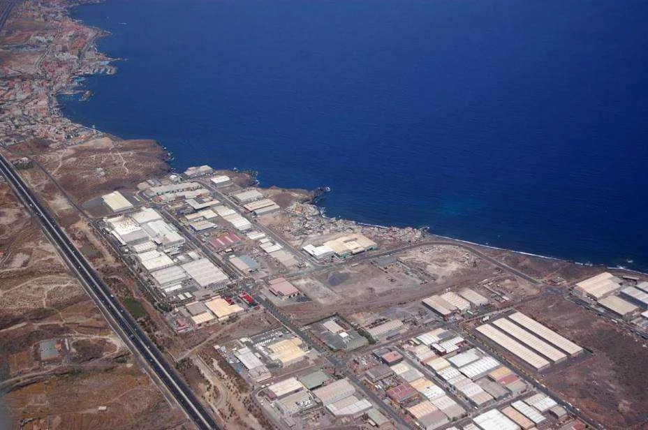 El juez tiene en cuenta el control de las administraciones sobre las emisiones y se atiene a las certificaciones de la Universidad de La Laguna