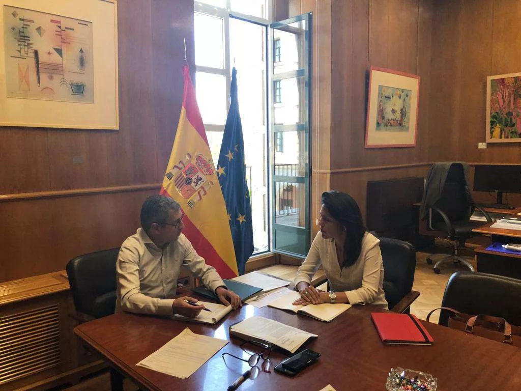 A instancia del presidente del Cabildo
