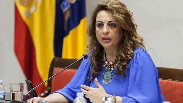 La consejera de Políticas Sociales se apoya en el informe de una funcionaria para descartar la apertura de un procedimiento disciplinario