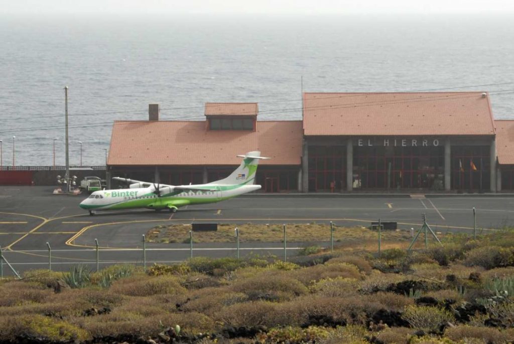 El viento obligado este martes a cancelar vuelos en La Palma