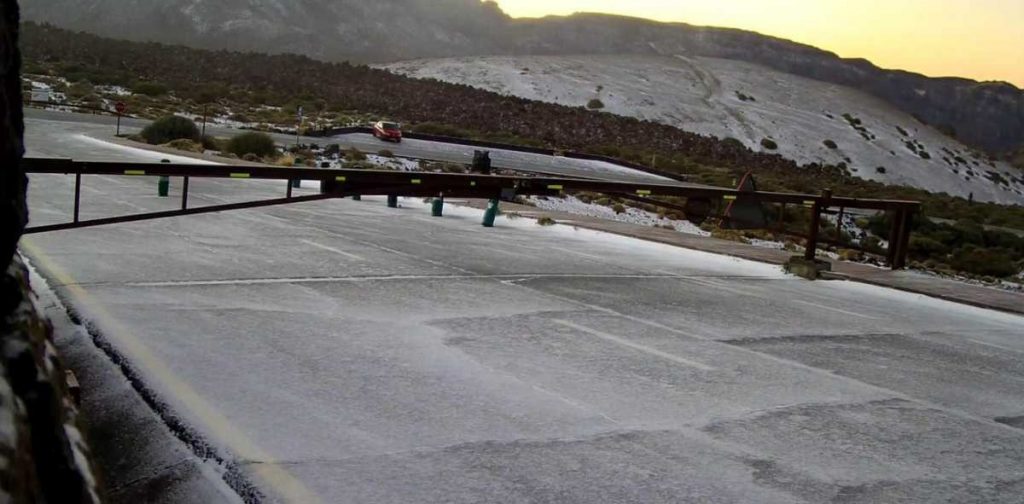 Los cortes se producen en Los Loros y Boca Tauce / Se recomienda precaución para circular por las cumbres