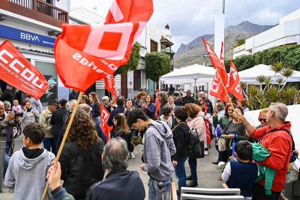 agaete-protesta-por-el-cierre-de-la-escuela-de-musica-de-agaete_mirame-canarias-television-autonomica-de-ca