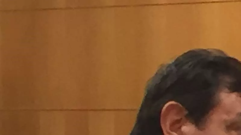 Gomasper costeó los billetes a Inglaterra y el alojamiento a uno de los acusados