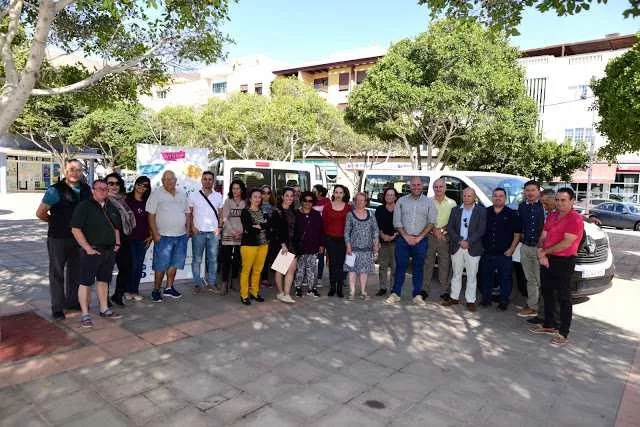 Los vehículos tendrá la misión de cubrir las demandas de las personas asociadas que residente en la Comarca Sur de la isla.