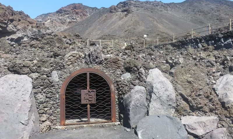 Entrada de la Fuente Santa
