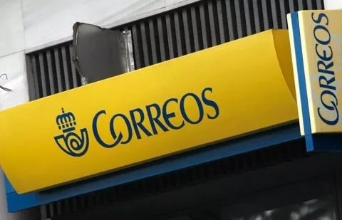 Imagen de archivo del exterior de una oficina de Correos.