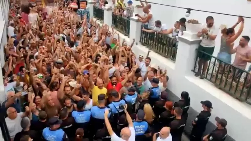 Miles celebran la Rama en las calles de Agaete.
