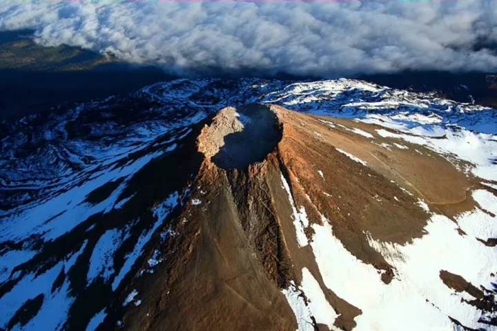 Continúan los enjambres sísmicos en el Teide