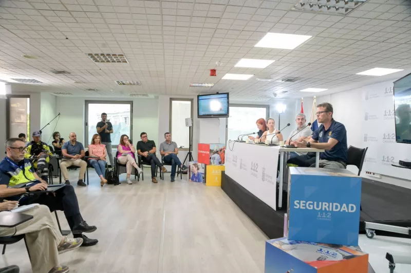 Rueda de prensa sobre la evolución del fuego.