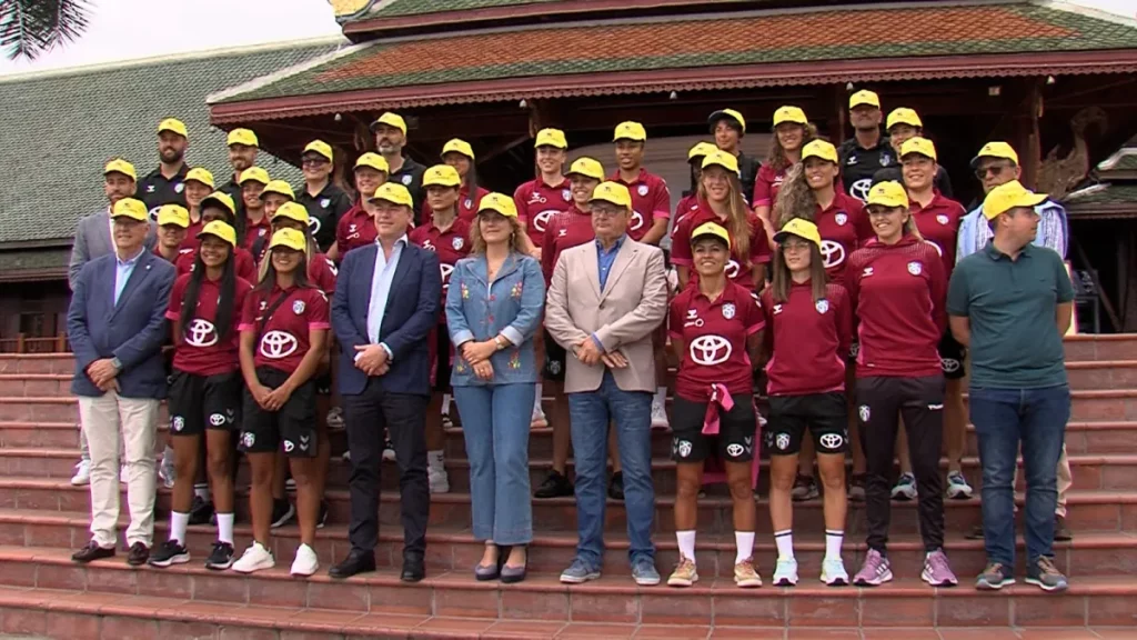 UD TENERIFE LORO PARQUE