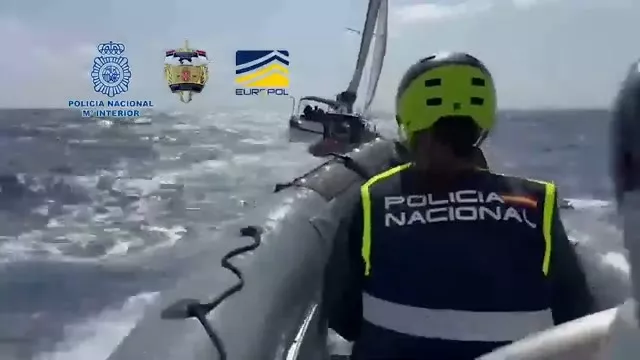 Un momento de la intervención policial.