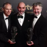 David Baute y su equipo recogiendo el Goya