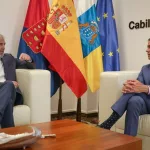 Clavijo propone a Sánchez la aprobación de un Decreto Ley específico para los asuntos canarios pendientes