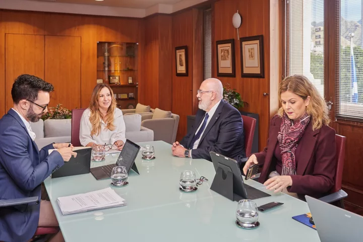 El Cabildo y la CEOE Tenerife tejen alianzas para acelerar la diversificación económica y el empleo en la Isla