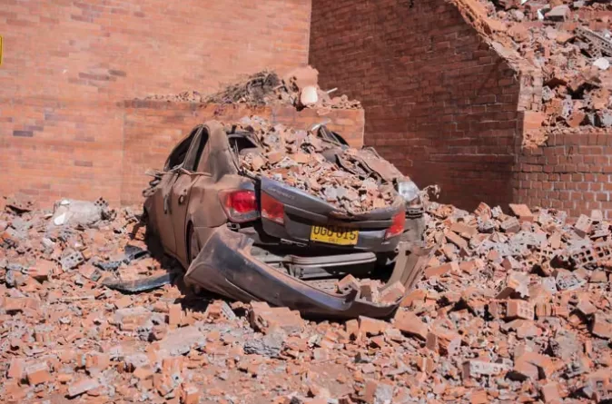 CALI, Aug. 10, 2026 -- Photo taken on Aug. 10, 2026 shows a damaged car after an earthquake in Cali, Colombia. Colombia declared a state of national disaster on Monday after a magnitude 7.4 earthquake struck the country's west earlier in the day and kill STR / Xinhua News / Europa Press / ContactoPhoto
